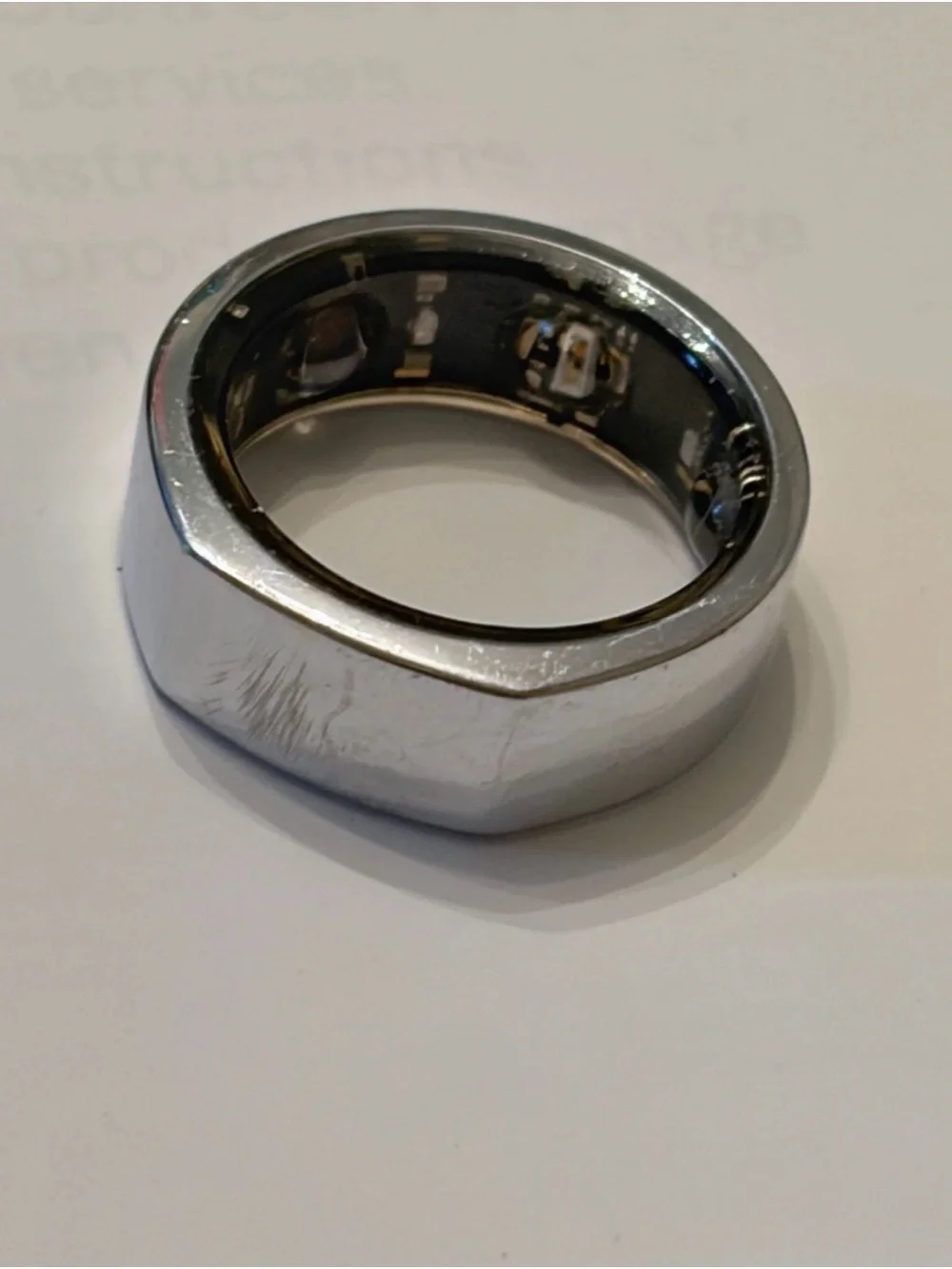 Oura ring Gen 3 size 8 silver, w/ charger and box